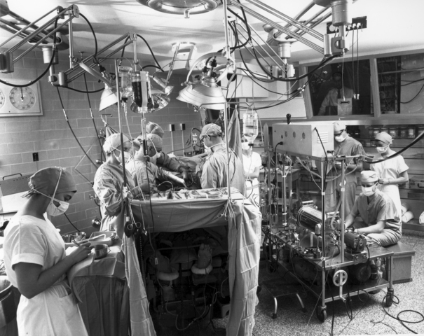 Première opération à coeur ouvert