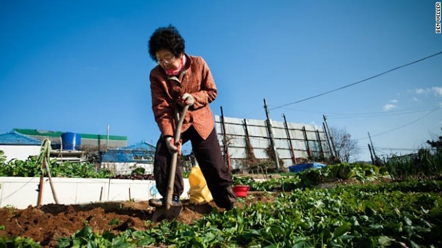 Age 75: Be Able to Move Like a 40 Year Old