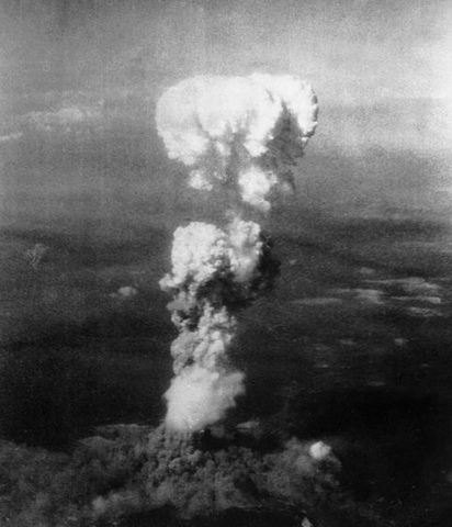 Atombomberna i Nagasaki + Hiroshima