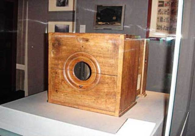 primera camera de la història