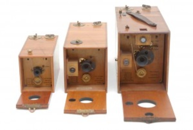 LA PRIMERA CÀMERA AMB RODET (KODAK)