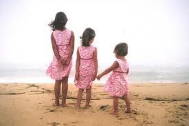 Crezco en el D.F. junto con mis dos hermanas mayores que yo