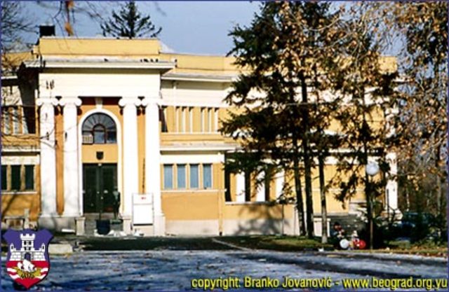 Ретроспективна изложба Медиале у "Цвијети"