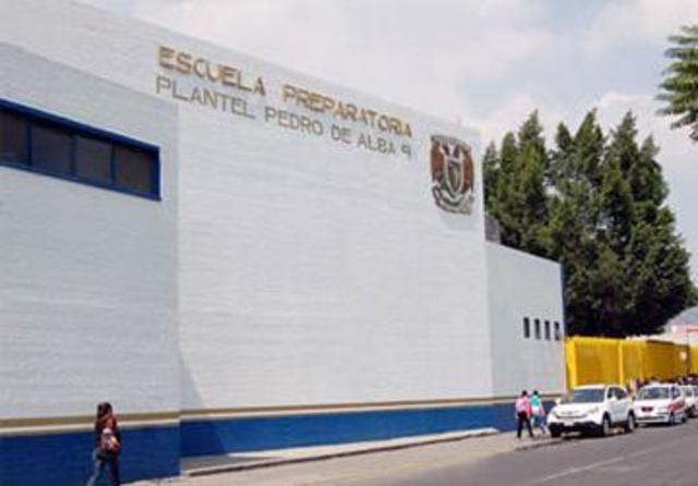 Piel dorada, sangre azul