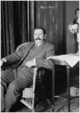 Félix Díaz se rebela