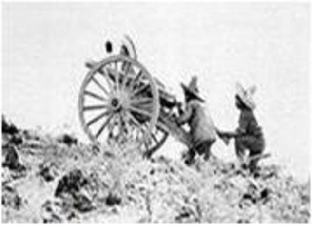 Álvaro Obregón se enfrenta y derrota a Villa