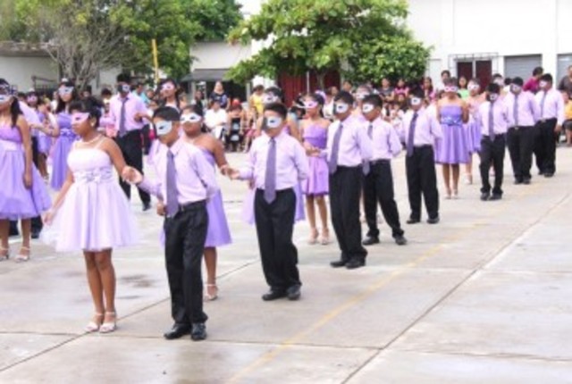 Me gradúo de la primaria