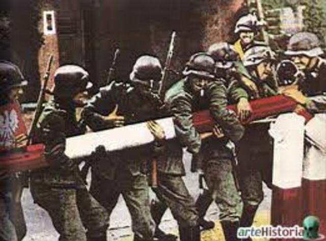 ALEMANIA INVADE A DINAMRACA