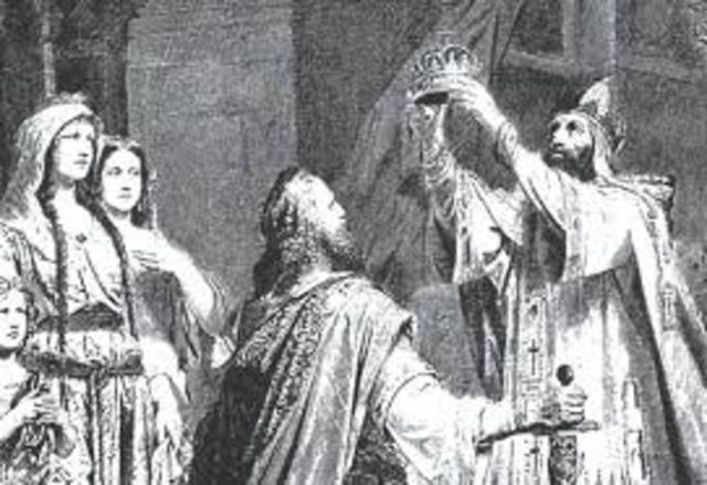 Charlemagne crowned emperor