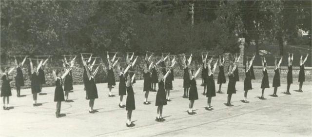 LA GIMNASIA PARA MUJERES
