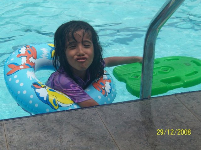 Swimming with Family <3