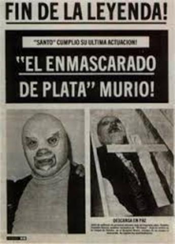 El santo`s dead