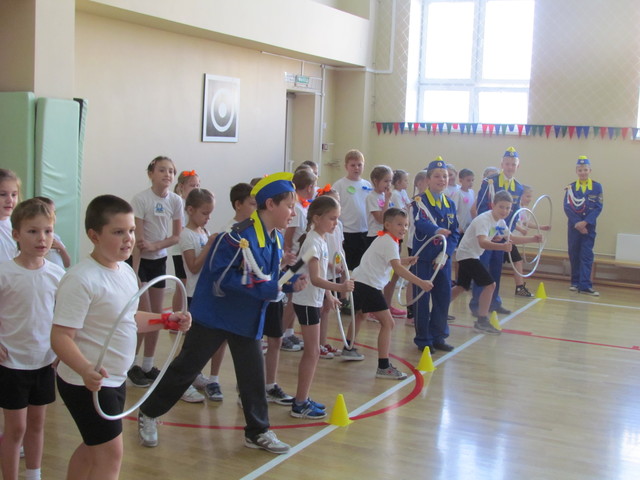 Веселые старты по правилам дорожного движения «Тише едешь, дальше будешь»