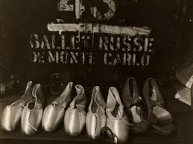 Founding of Ballet Russe de Monte Carlo