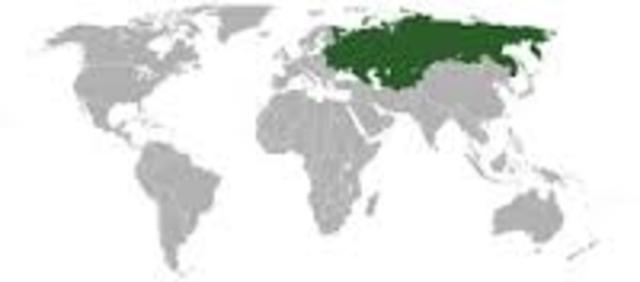 Russia becomes the USSR