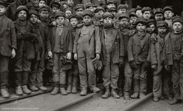 Lewis w. Hine. Social criticism.