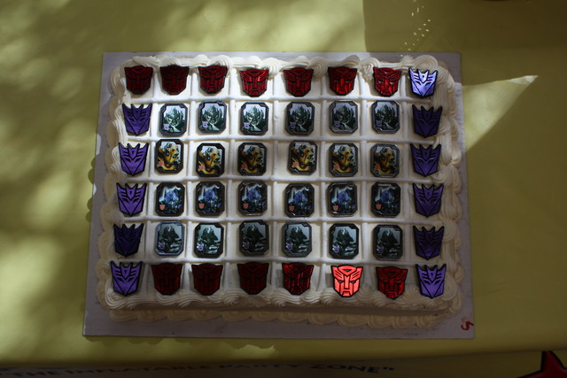 Here is the cake of my 4th birthday!