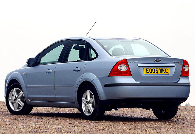 ford-focus-sedan