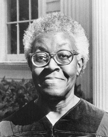 IL State Library renamed the “Gwendolyn Brooks Building”