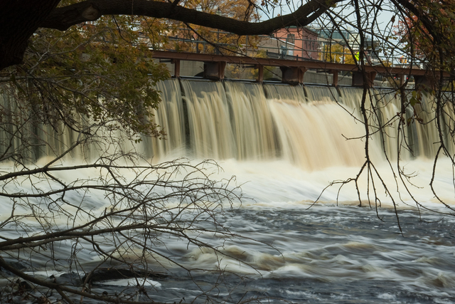 Construction of the Moody Street Dam