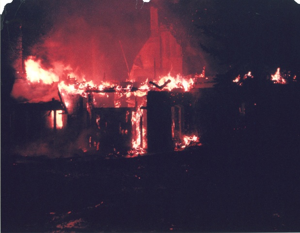 Fire destroys original Seven Springs Estate building