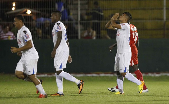 Olimia logró su primer triunfo ante el Vida