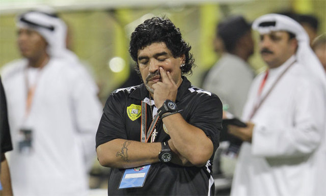 Dirige en Emiratos Arabes Unidos