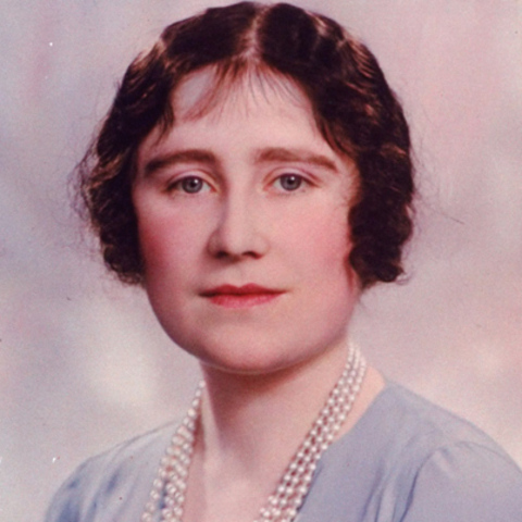 when was her mothre bron