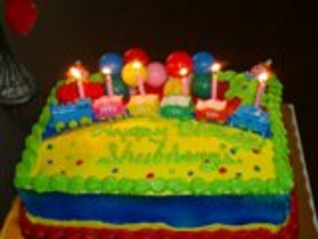 6TH B'DY WITH CHOO CHOO!