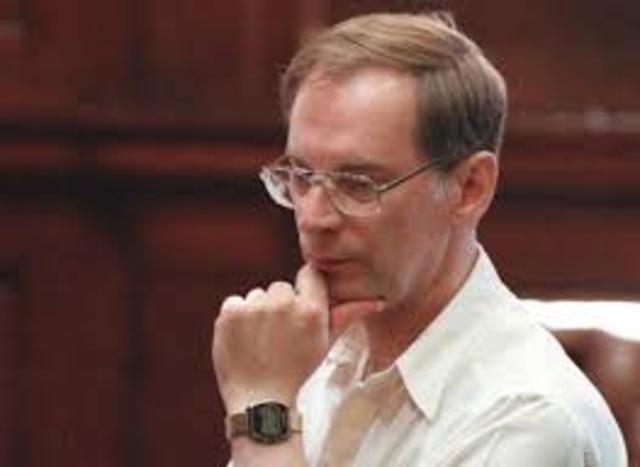 Bernie Goetz: On December 22, Goetz shot four young men who he said were threatening him on a New York City subway. Goetz was charged with attempted murder but was acquitted of the charges, though convicted of carrying an unlicensed gun.