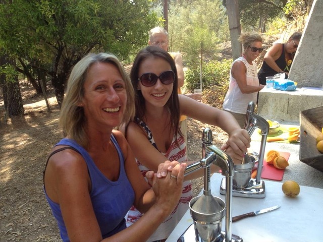 Eu fui para "Juicy Oasis" com minha mãe