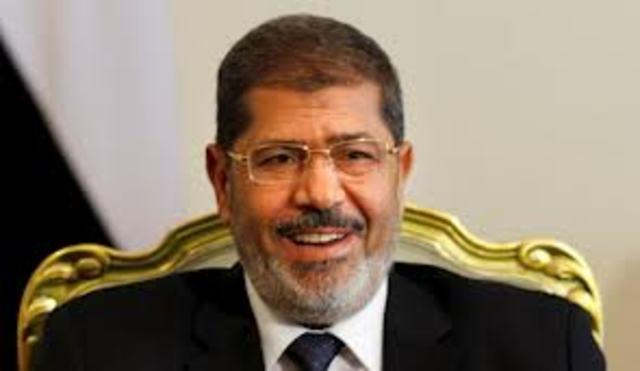Morsi sworn in as president