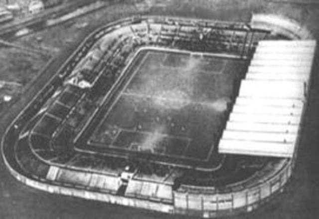 MUFC move to Old Trafford