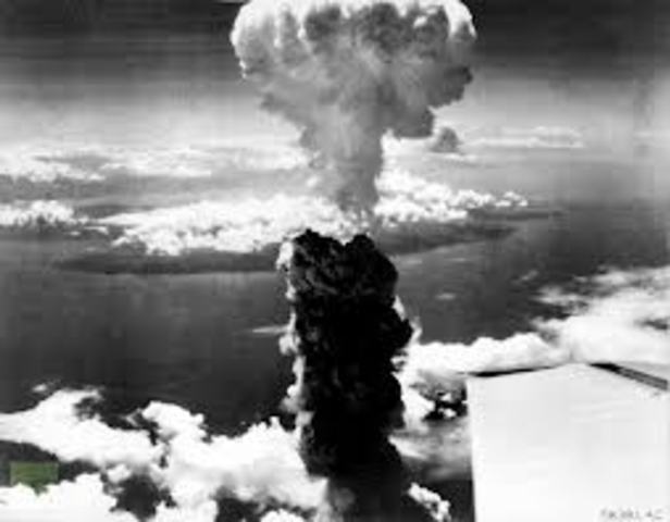 Atomic bomb dropped on Nagasaki, Japan