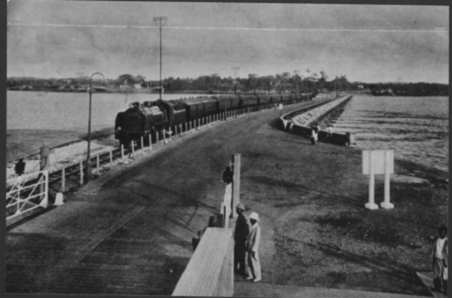 British troop retreated to Singapore and bombed the causeway
