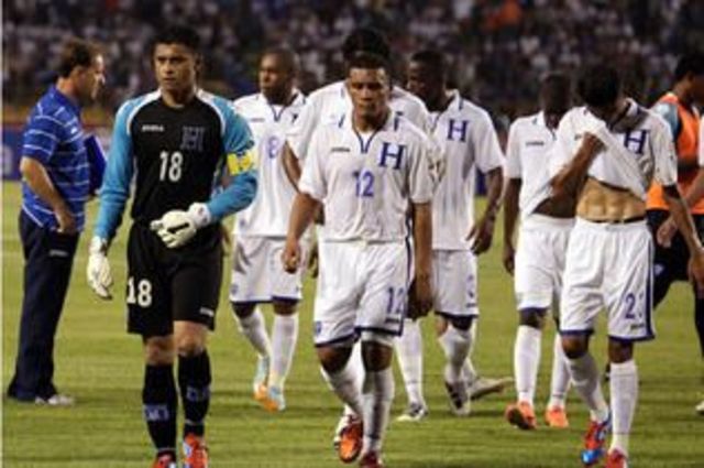 Honduras 0-2 Panamá