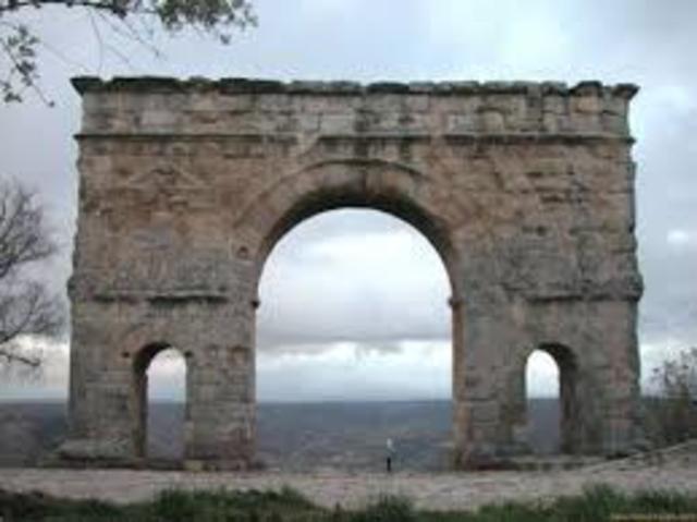 Cemento y Arcos en el Imperio Romano