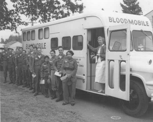 army reserves donate blood
