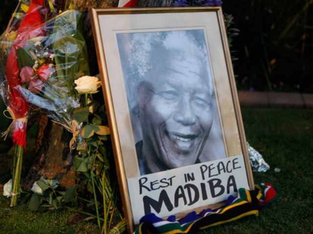 נלסון מנדלה נפטר