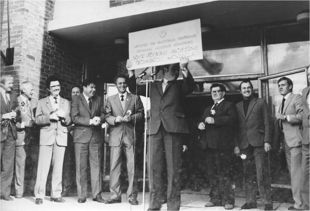 Pirmą kartą mokyklos slenkstį peržengė ir tinkuotojų, mūrininkų, stalių ir santechnikų specialybių 246 moksleiviai