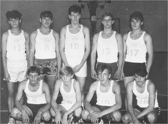 Mokyklos moksleivių krepšinio komanda