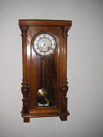 Reloj con péndulo