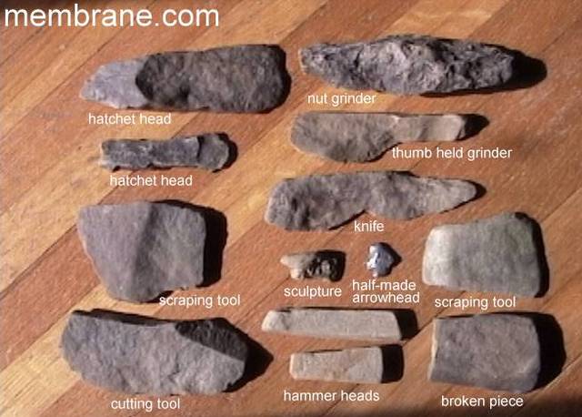 Hachas hechas de piedra