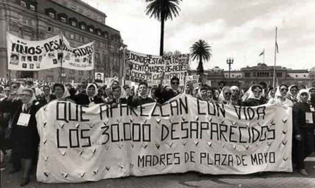 Fundación de las Madres de Plaza de Mayo