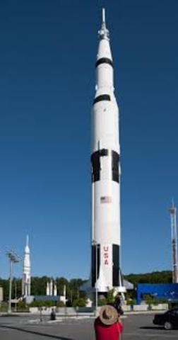 Man walks on the Moon, partly thanks to Boeing