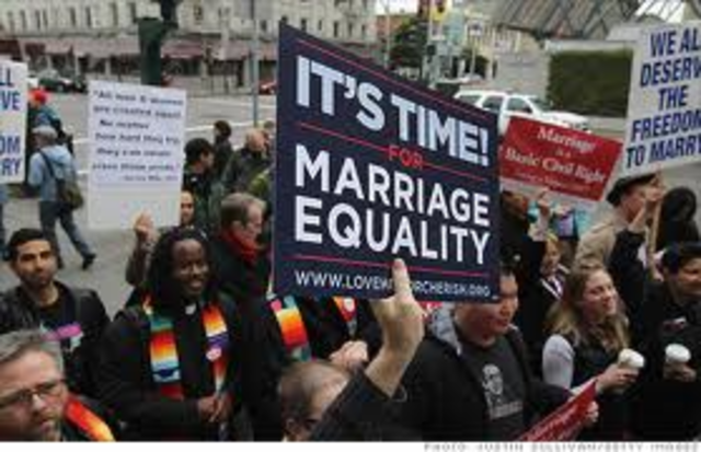 Massachusetts legalizes gay marriage
