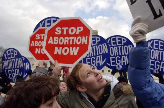 Supreme Court rules to legalize abortion in the Roe v. Wade case