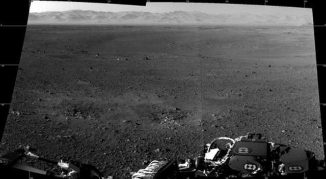 Curiosity's 360-degree view of Gale Crater