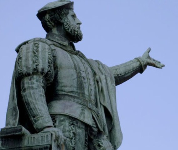 Se completa la primera vuelta al mundo.