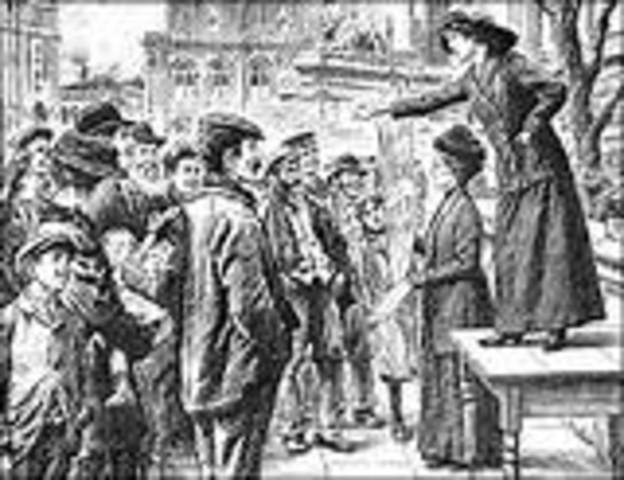 300 people participate in the Seneca Falls Convention